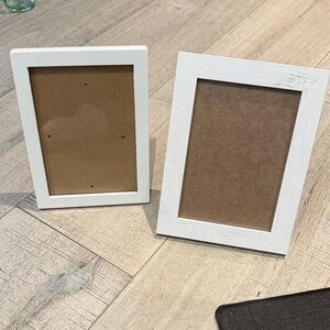 White Wooden Picture Frame Set